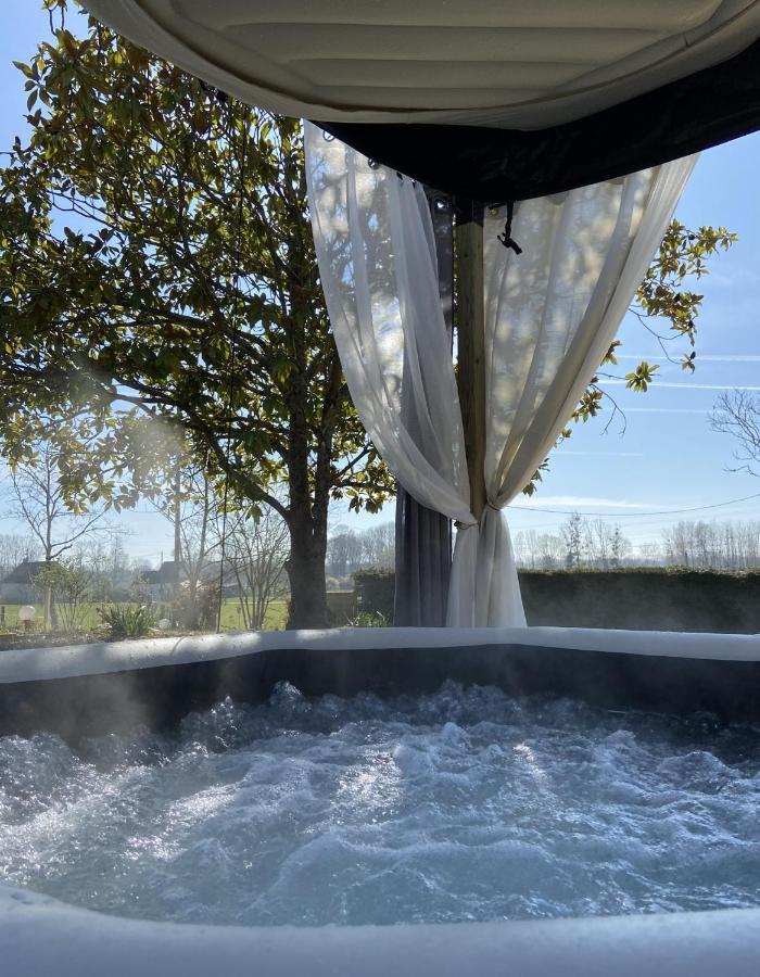 Cottage-Gite & Jacuzzi - Chez Flo & Marc Chouzy-sur-Cisse Εξωτερικό φωτογραφία